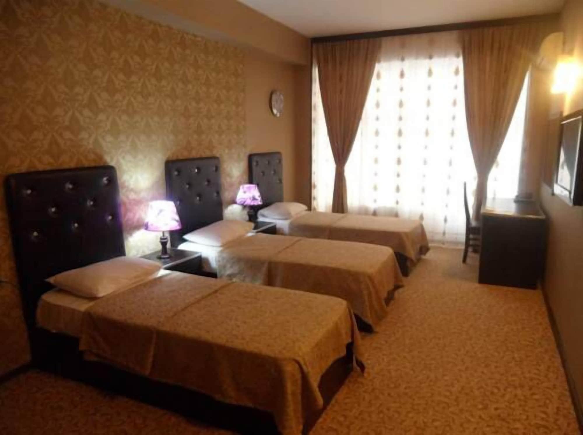 Avand Hotel Bakoe Buitenkant foto