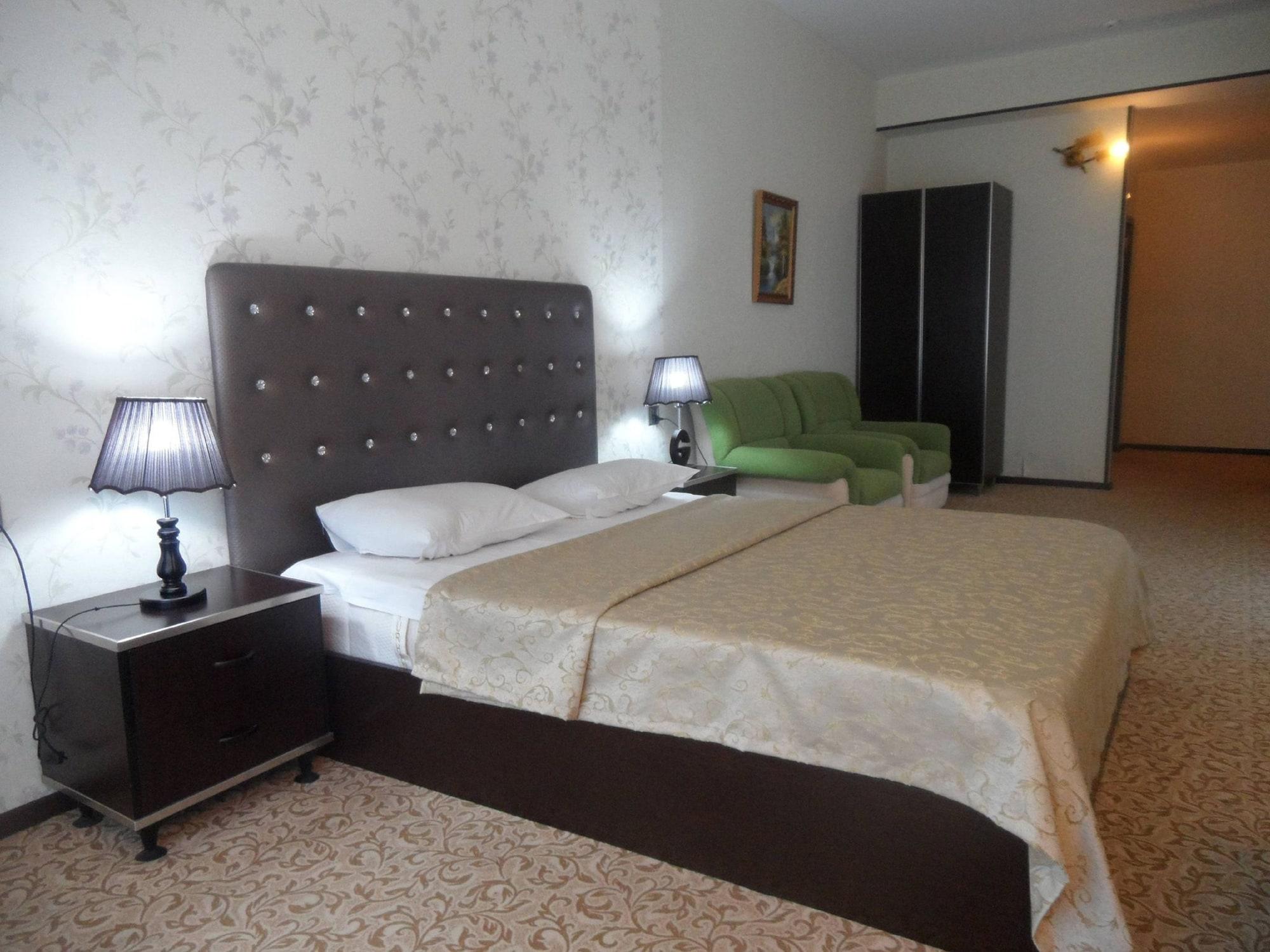 Avand Hotel Bakoe Buitenkant foto