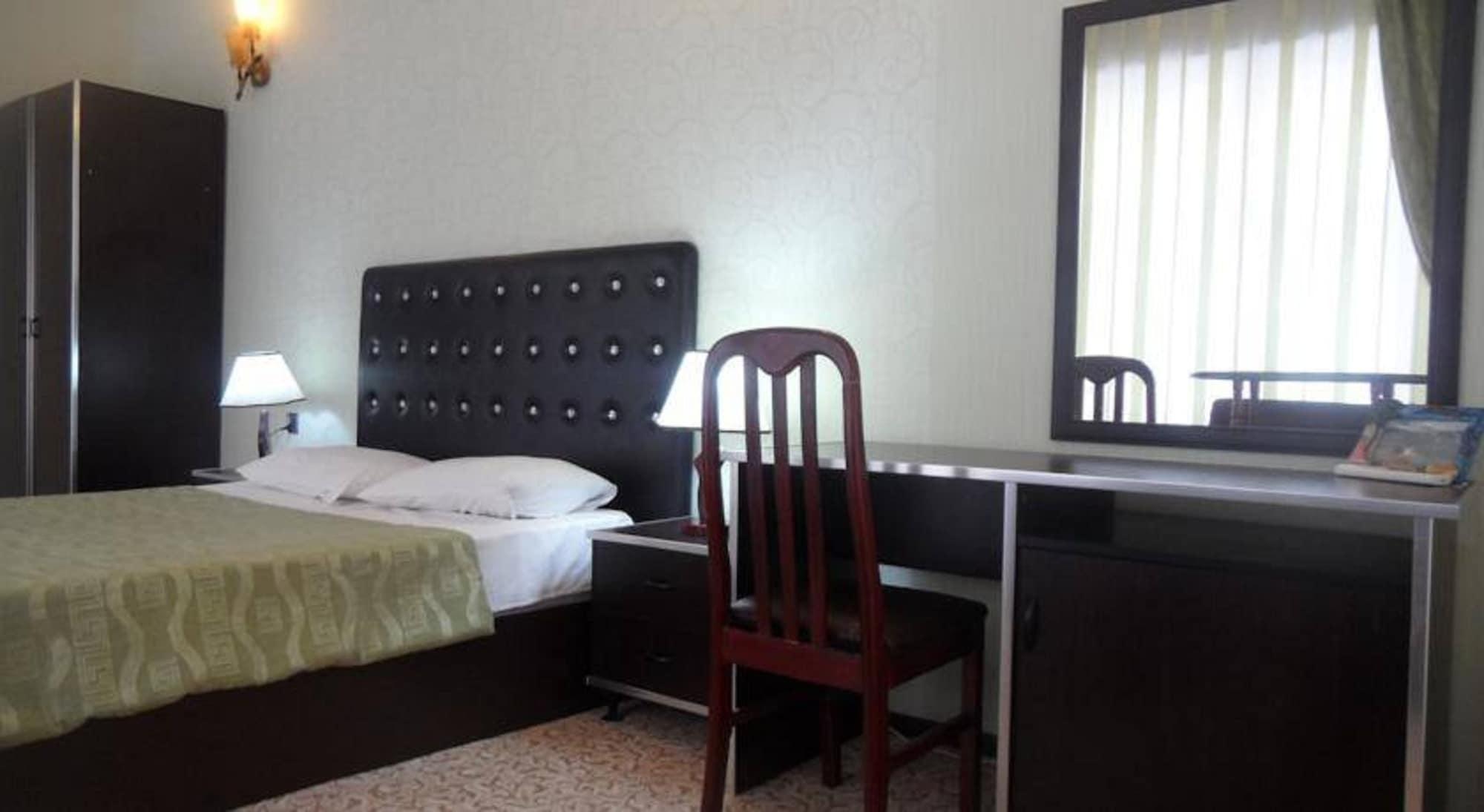 Avand Hotel Bakoe Buitenkant foto