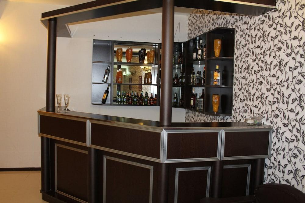 Avand Hotel Bakoe Buitenkant foto