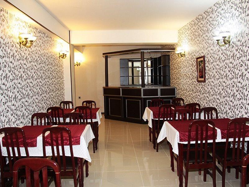 Avand Hotel Bakoe Buitenkant foto