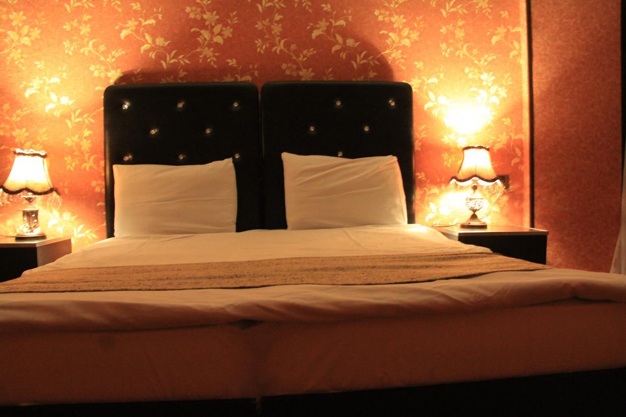 Avand Hotel Bakoe Buitenkant foto
