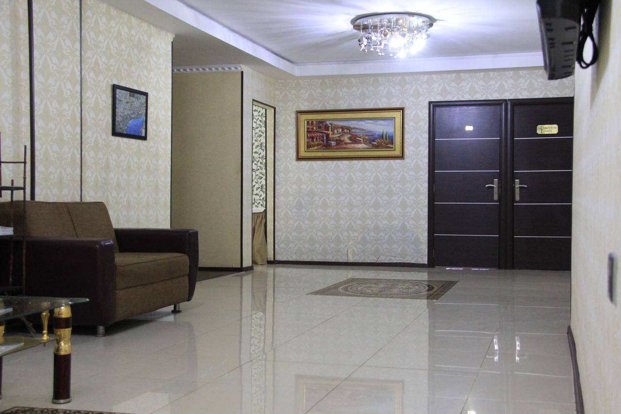 Avand Hotel Bakoe Buitenkant foto