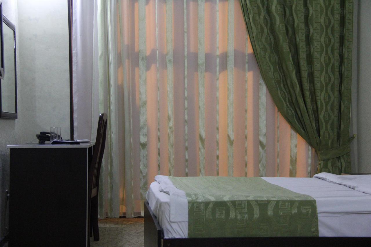 Avand Hotel Bakoe Buitenkant foto