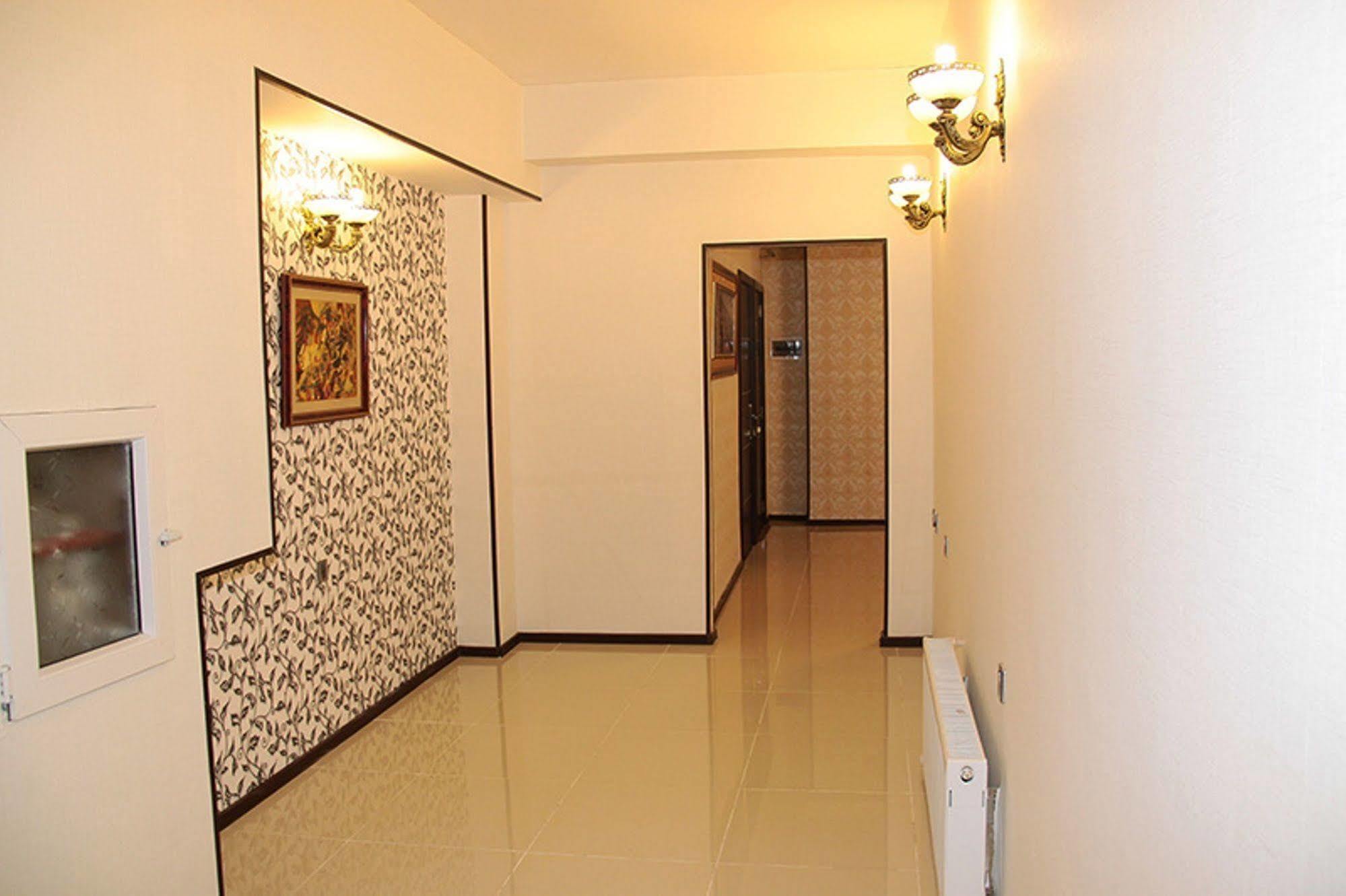 Avand Hotel Bakoe Buitenkant foto