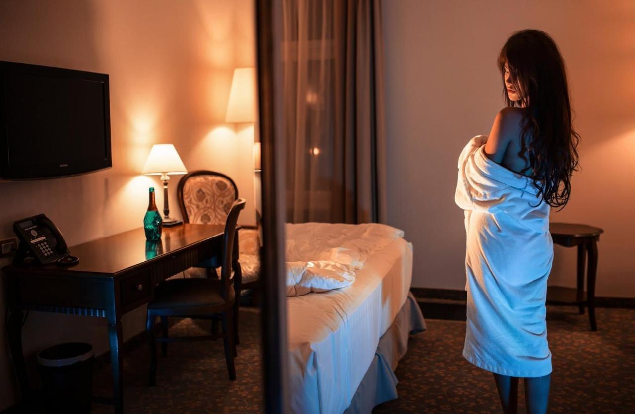 Avand Hotel Bakoe Buitenkant foto